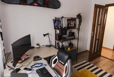 Apartament cu 4 camere decomandat, mobilat în Central - 12