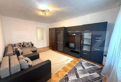 Apartament cu 3 camere decomandat, mobilat în Unirii