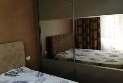 Apartament cu 2 camere decomandat în Titan