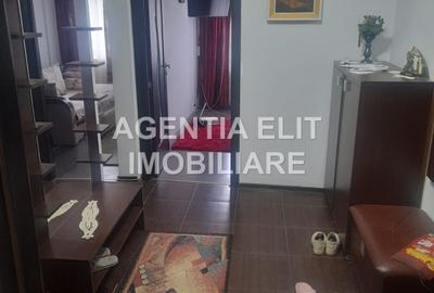 Apartament cu 3 camere decomandat, mobilat în Central - 1