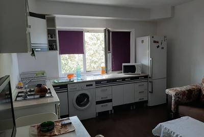 Apartament cu 2 camere decomandat în Tătărași