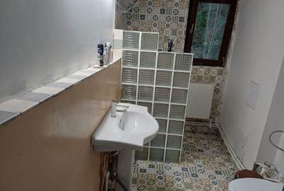 Casă individuală cu 8 camere cu Canalizare în Nistorești - 8