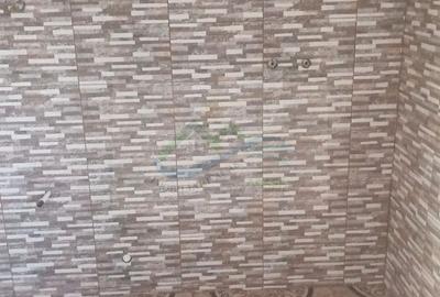 Casă cu 3 camere în Drăgoiești