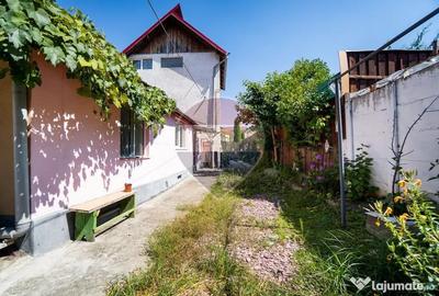 Apartament cu 4 camere decomandat în Central