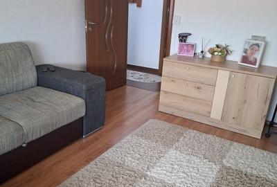Apartament cu 2 camere decomandat în 9 Mai - 3