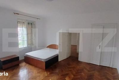 Apartament cu 5 camere în Central - 17