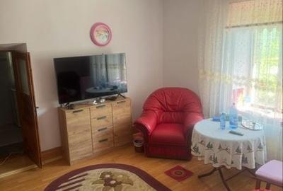 Casă cu 3 camere în Central