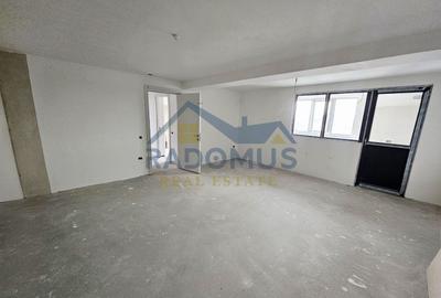 Casă individuală cu 8 camere cu Canalizare în Tătărani - 11