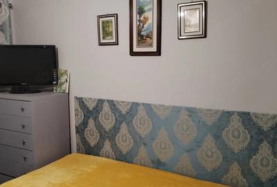 Casă cu 4 camere cu Teren 3415 Mp în Comarna