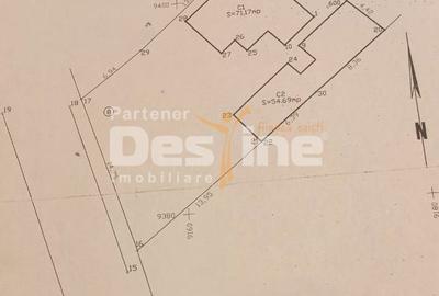 Casă cu 4 camere cu Canalizare în Central