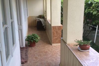 Casă cu 4 camere în Jariștea - 9