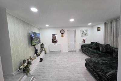Casă cu Teren 544 Mp în Vadu Pașii