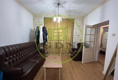 Casă individuală cu 4 camere cu Canalizare în Central - 3
