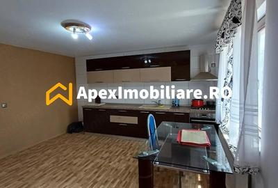 Casă cu 4 camere cu Teren 883 Mp în Varlaam