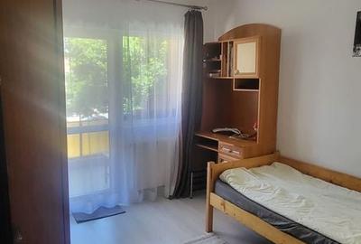 Apartament cu 4 camere decomandat în Central - 3