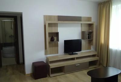 Apartament cu 2 camere semidecomandat în Tomis I