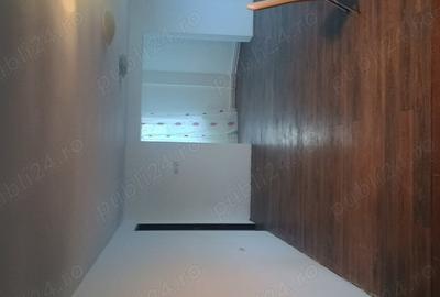 Casă cu 4 camere cu Teren 1000 Mp în Valea Adâncă - 3