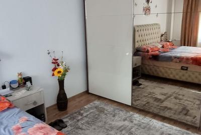 Apartament cu 2 camere decomandat în Apusului - 2