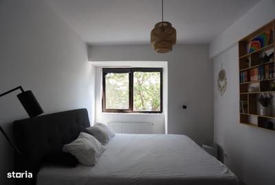 Apartament cu 2 camere decomandat în Giulești