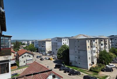 Apartament cu 3 camere decomandat în Central - 8