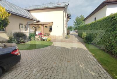Casă individuală cu 6 camere cu Canalizare în Exterior Nord