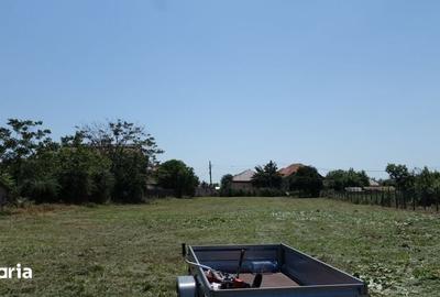 Teren de 2310 mp, în Jurilovca - 2