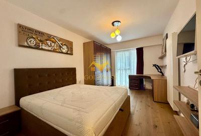 Apartament cu 2 camere semidecomandat, mobilat în Central