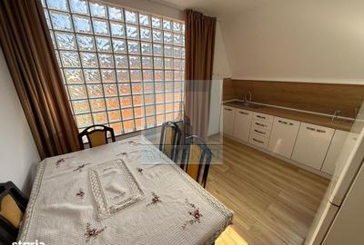 Apartament cu 4 camere decomandat în Schei - 11