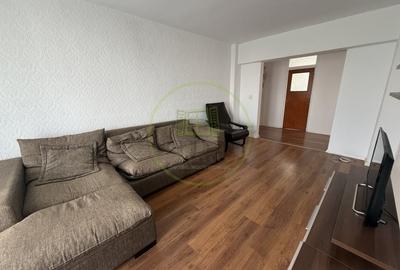 Apartament cu 3 camere decomandat, mobilat în Centrul Civic
