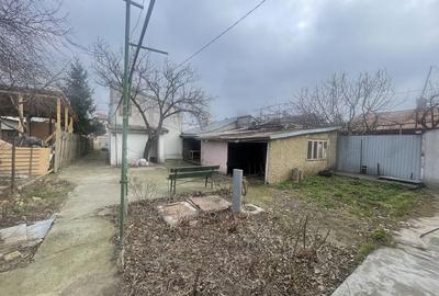 Casă cu 3 camere în Central