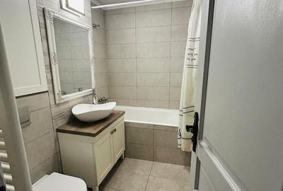 Apartament cu 3 camere decomandat în Micro 16 - 5