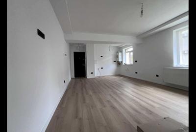 Apartament cu 2 camere decomandat în Central - 5