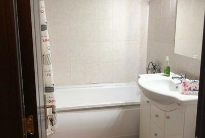 Apartament cu 2 camere decomandat în Canta
