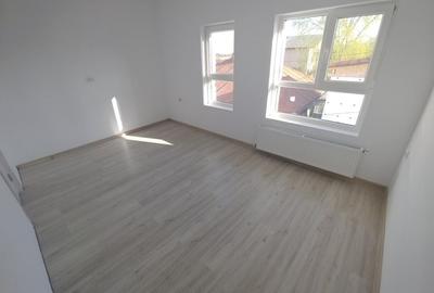 Casă cu 3 camere cu Teren 160 Mp în Tunari - 8