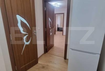 Apartament cu 3 camere semidecomandat în Central