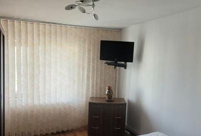 Apartament cu 2 camere semidecomandat în Micro 6 - 5