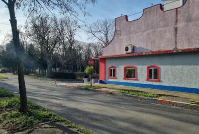 Casă cu 12 camere cu Canalizare în Eforie Sud - 3