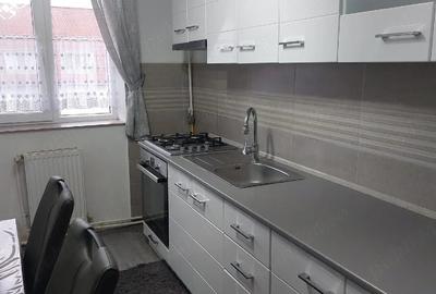 Apartament cu 2 camere decomandat în Exterior Vest - 1