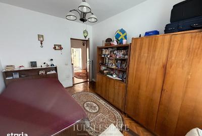 Casă cu 4 camere cu Teren 276 Mp în Ultracentral