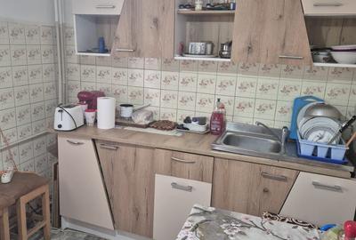 Apartament cu 3 camere decomandat în Casa de Cultură - 3