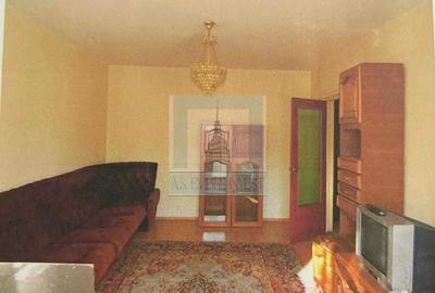 Apartament cu 3 camere decomandat în Județean - 1
