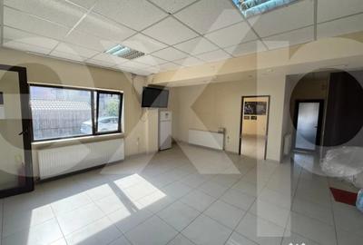 Spațiu comercial, de 180 mp, în Găvana