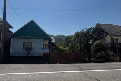 Casă cu 3 camere în Rebrișoara