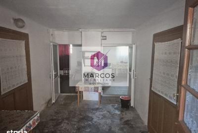 Casă cu 4 camere cu Teren 250 Mp în Muncitoresc