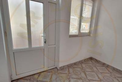 Casă individuală cu 3 camere cu Canalizare în Central - 4