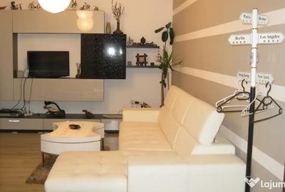 Apartament cu 2 camere decomandat în Central - 1