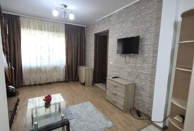 Apartament cu 2 camere decomandat în Central - 2