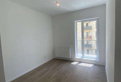 Apartament cu 3 camere decomandat în Metalurgiei - 2