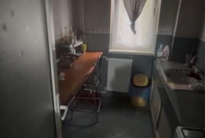 Apartament cu 4 camere semidecomandat în Rovine - 1