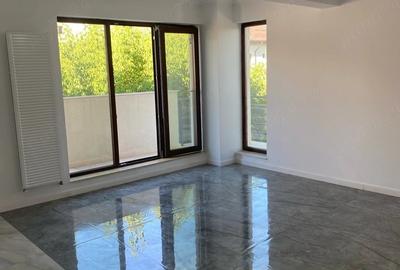 Apartament cu 2 camere decomandat în Jiului - 7